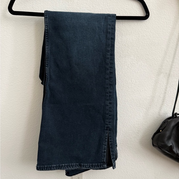 Calvin Klein high rise jeans with wide leg. - Picture 2 of 7